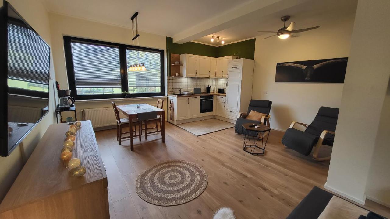Ferienwohnung An Der Mosel Konz Esterno foto